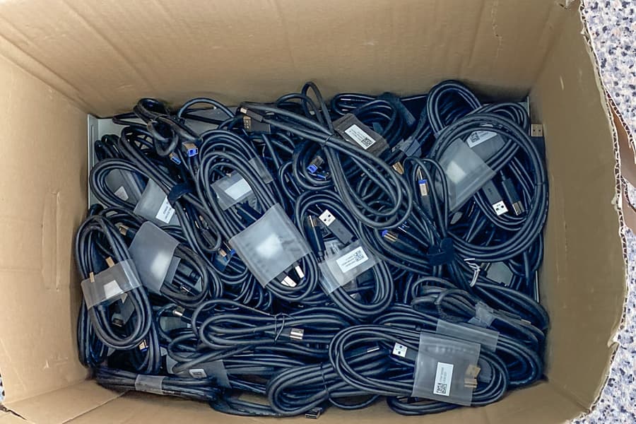 Posten USB Kabel